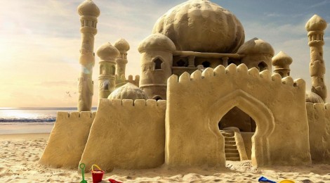 Concours de châteaux de sable.