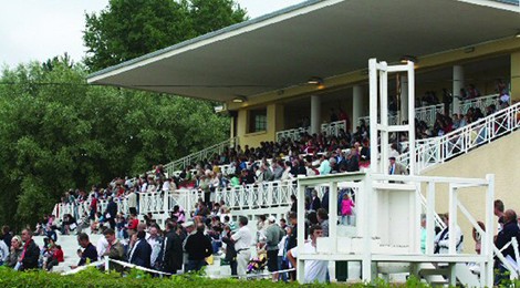 COURSES HIPPIQUES - COURSES D’OBSTACLES