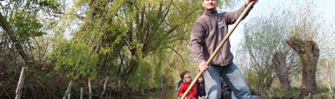 Balade en barque sur les étangs