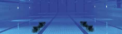 Quatre pianos à huit mains  sur l’eau