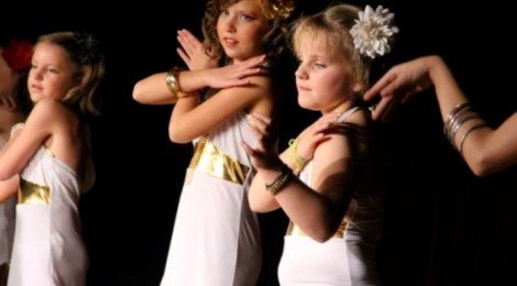 Stage folklorique par l’association "Lyha Orient’n Art"