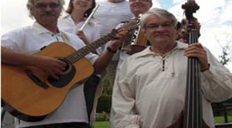 Les Musicales du Port animées par le groupe "Des Gars Des Eaux", chants marins traditionnels