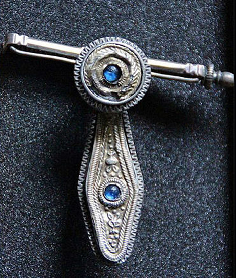 01 06 abbeville visite atelier musee Fibule expo necropole somme