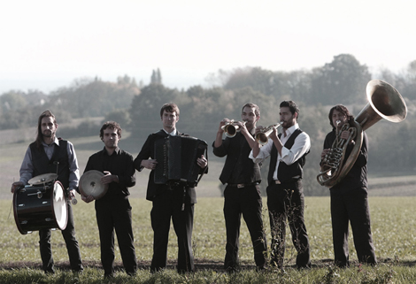 28 07 abbeville Radio Tharia