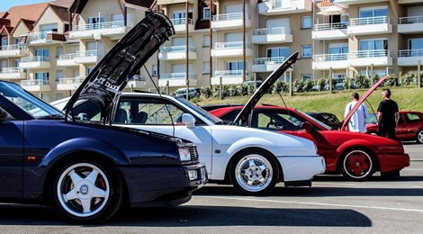 RASSEMBLEMENT DE VÉHICULES