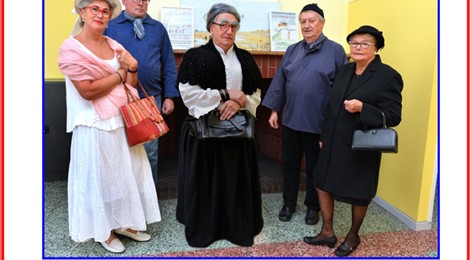 SPECTACLE, IN WOÉTURE SIMONE