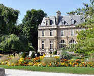 LAISSEZ-VOUS CONTER L’HÔTEL D’EMONVILLE