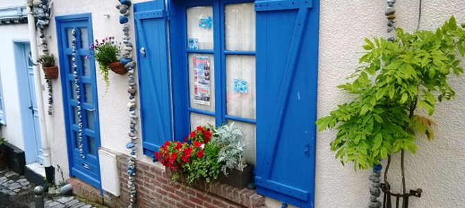 LE COURTGAIN À SAINT VALERY : RUELLES ET MAISONNETTES