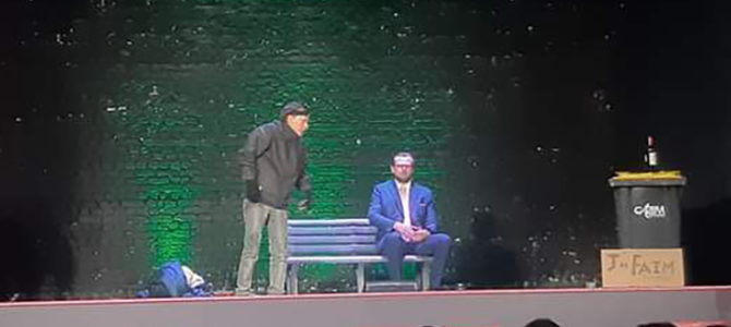 POUR UNE POIGNÉE DE CENTIMES