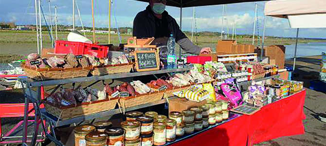 MARCHÉ HEBDOMADAIRE DU PORT