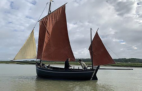 NAVIGATION GOURMANDE à bord l’embarcation traditionnelle le « Saint-Michel »