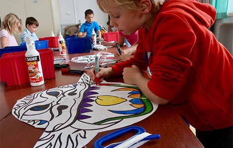 ATELIER DE CONSTRUCTION DE CERF-VOLANT