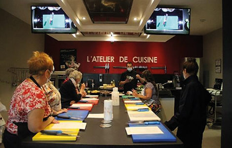 COURS DE CUISINE « MENU À THÈME RÉVEILLON : ENTRÉE, PLAT ET DESSERT »