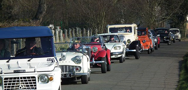 RASSEMBLEMENT MENSUEL DE VÉHICULES DE COLLECTION
