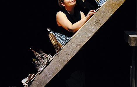 « EN AVANT TOUTES »