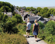 L’ÉNIGMATIQUE CITÉ MÉDIÉVALE