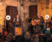 BEVERLY JO SCOTT PRÉSENTE DIVINE REBELS