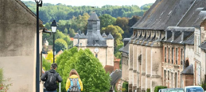 MARCHE HISTORIQUE ET GOURMANDE